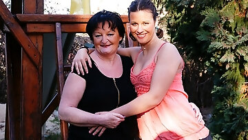 Naughty Old And Young Lesbians Have Fun - Mature.nl - Mature.nl video