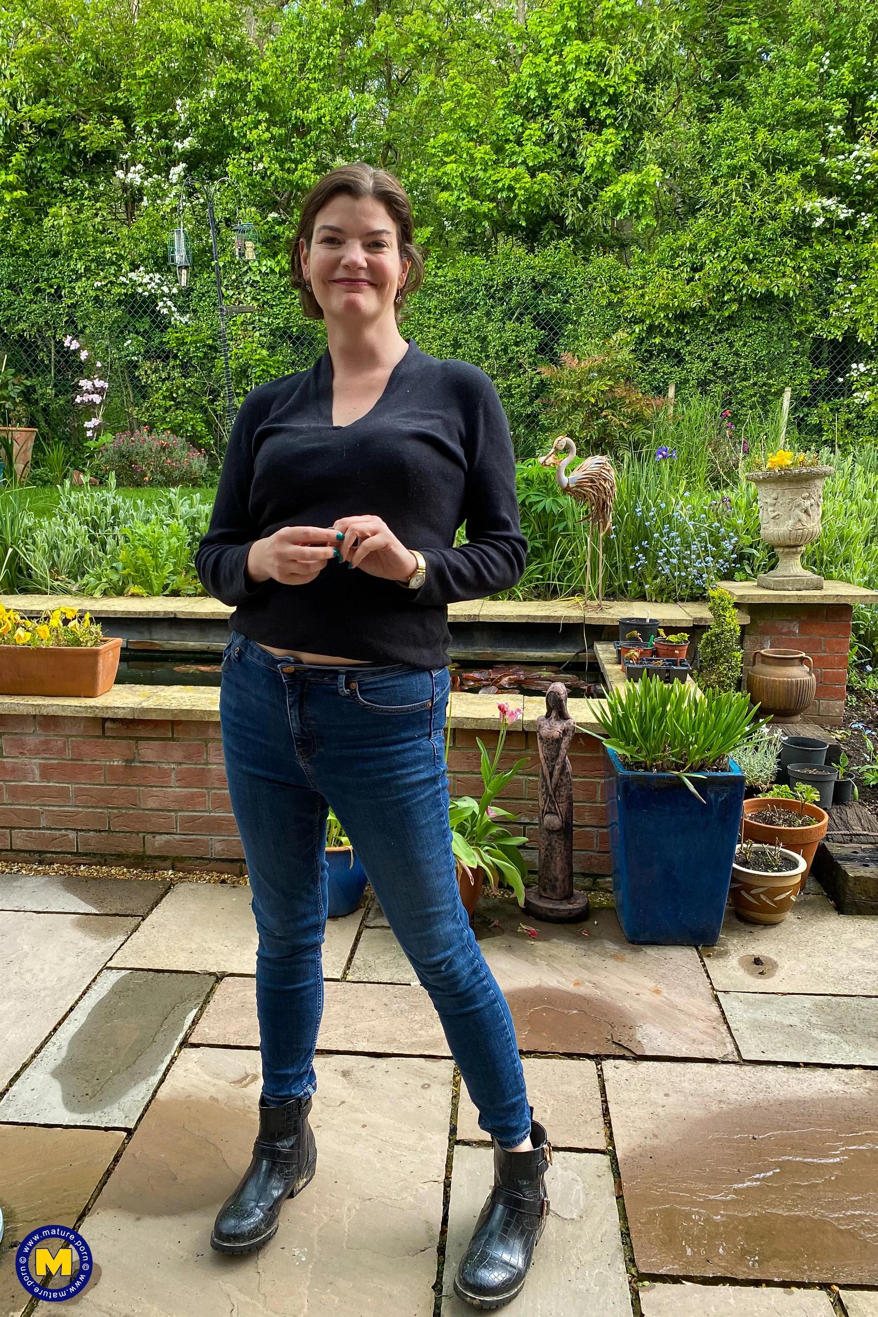 Mature picture gallery